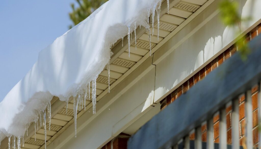ice dam on roof