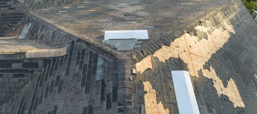 Signs of a defective shingle roof